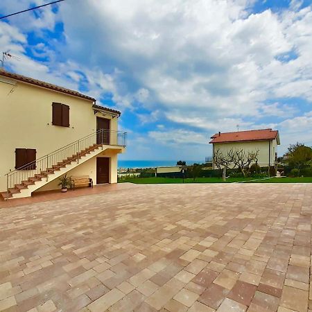 Casa Vacanze Con Vista Mare E Giardino - Amanecer Marzocca di Senigallia Eksteriør bilde