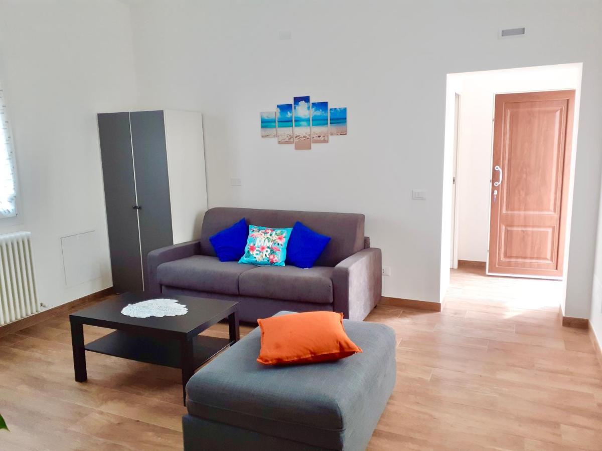 Casa Vacanze Con Vista Mare E Giardino - Amanecer Marzocca di Senigallia Eksteriør bilde